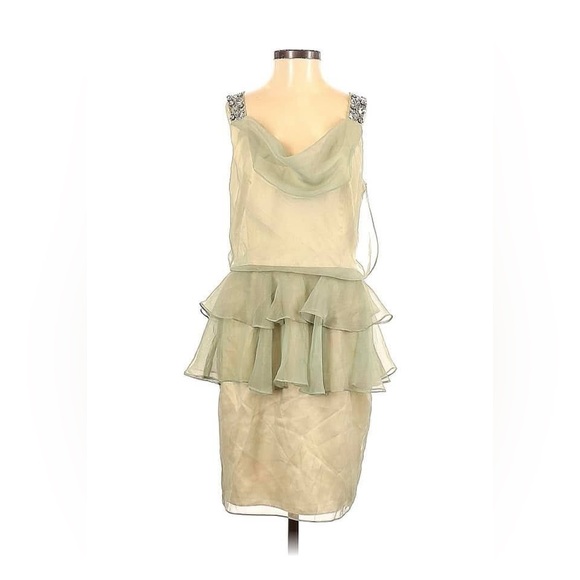 J.Hoaglund Dresses & Skirts - J.HOAGLUND s 6 light green ruffle cocktail party dress with Swarovski crystals